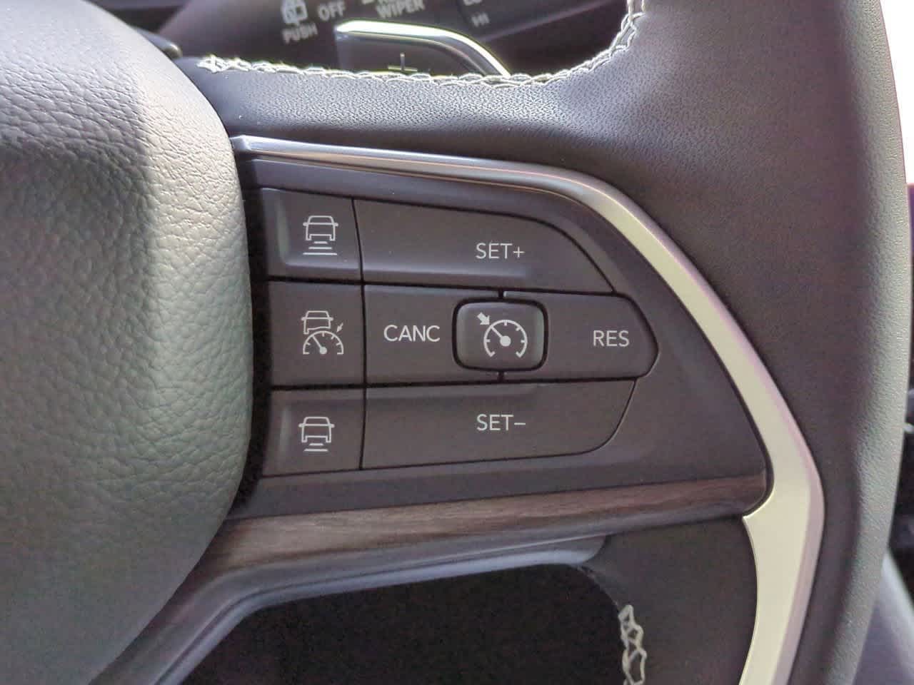 Thumbnail: 2025 Jeep Grand Cherokee - 26