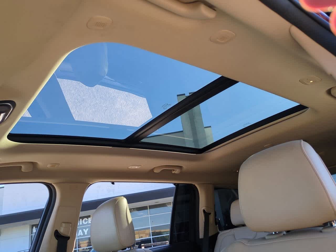 Thumbnail: 2022 Jeep Grand Cherokee L - 20