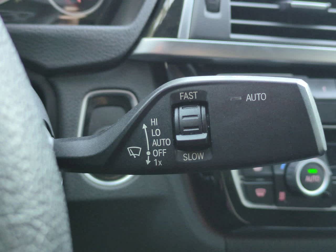 Thumbnail: 2018 BMW 3 Series - 27