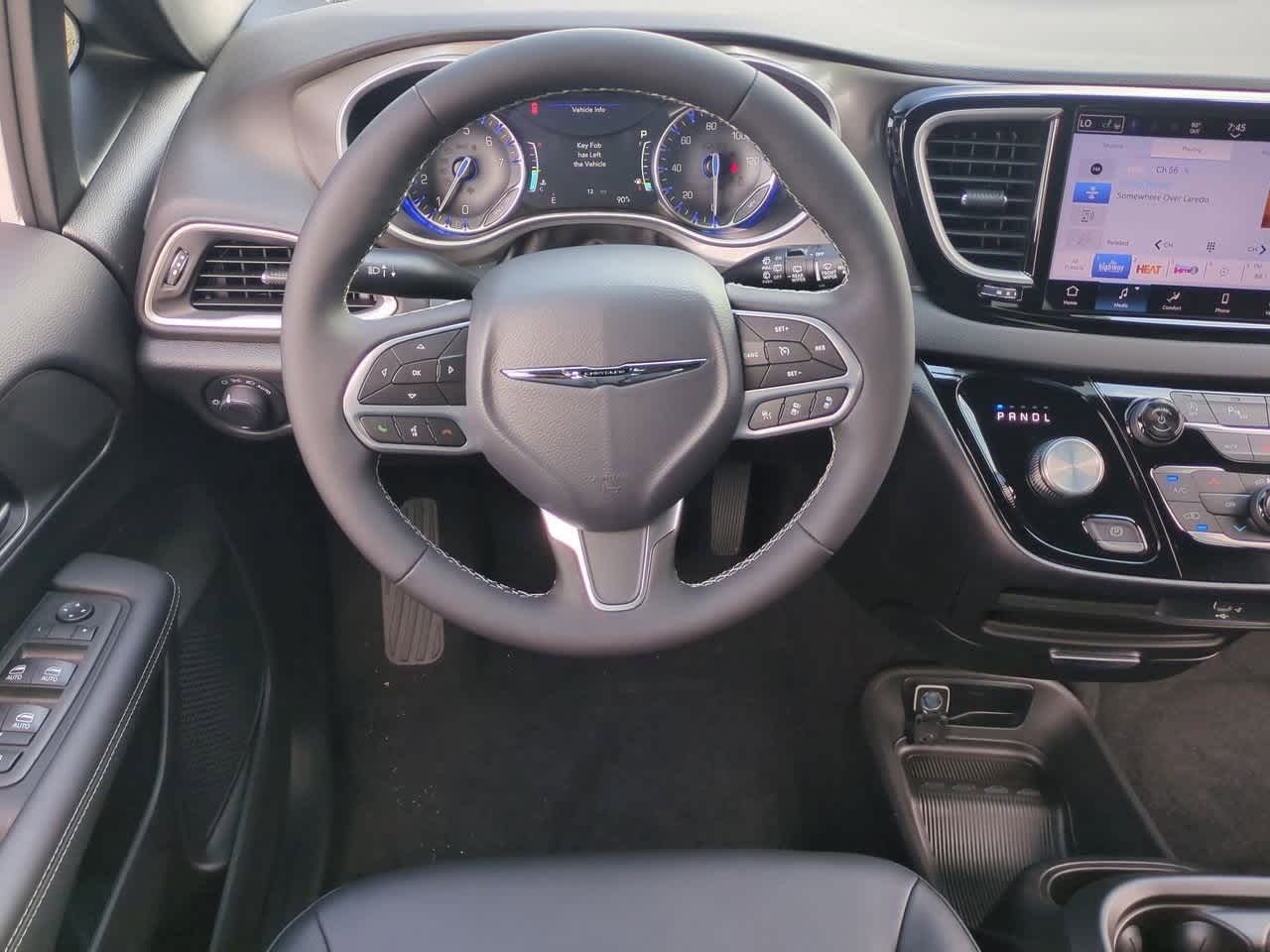 Thumbnail: 2026 Chrysler Voyager - 23