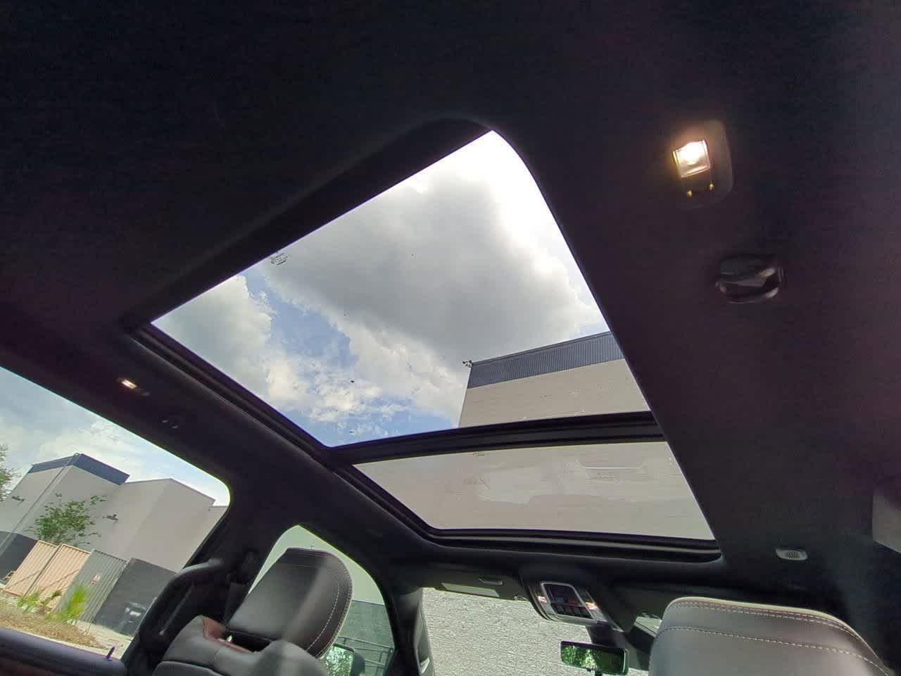 Thumbnail: 2025 RAM 1500 - 23