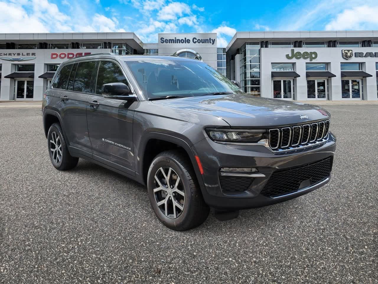 Thumbnail: 2025 Jeep Grand Cherokee - 2