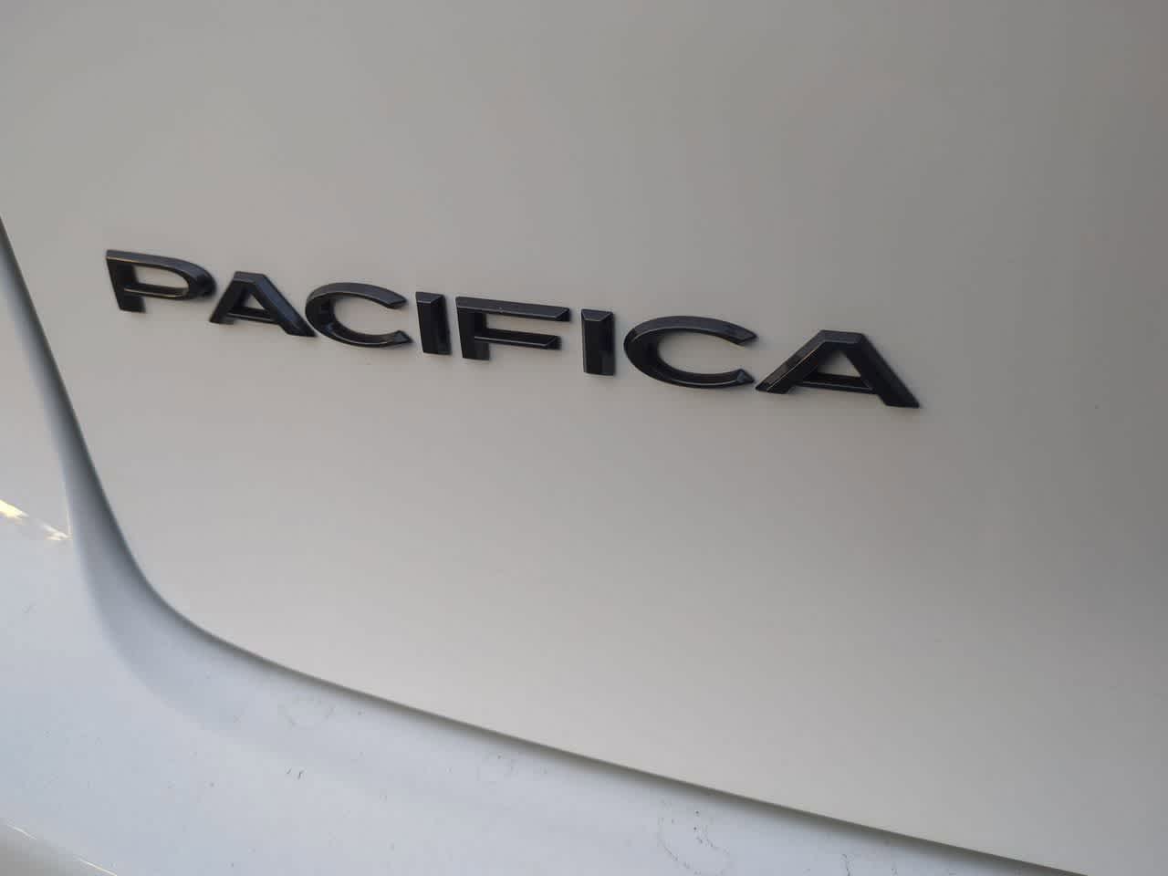 Thumbnail: 2026 Chrysler Pacifica - 13