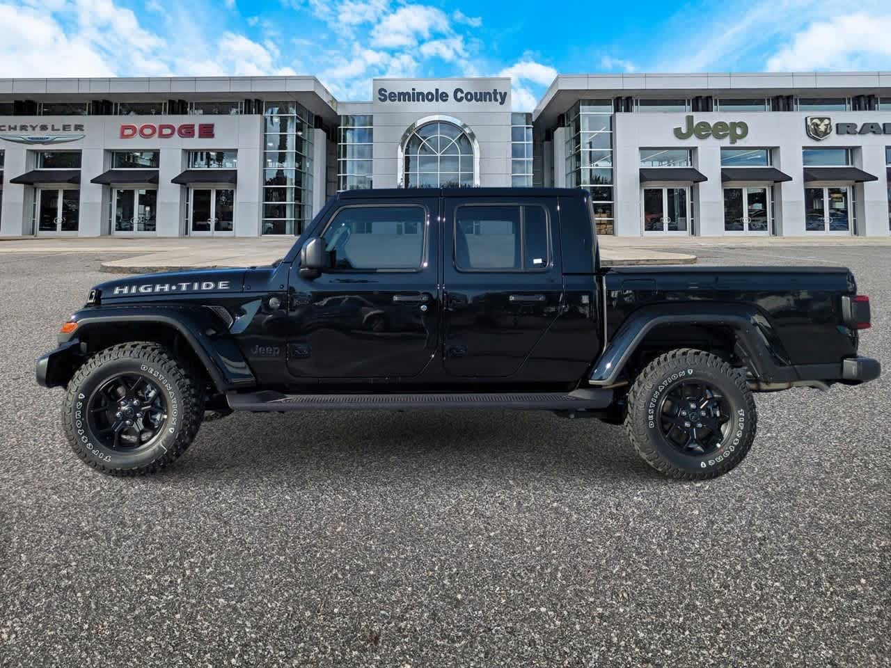 Thumbnail: 2025 Jeep Gladiator - 5