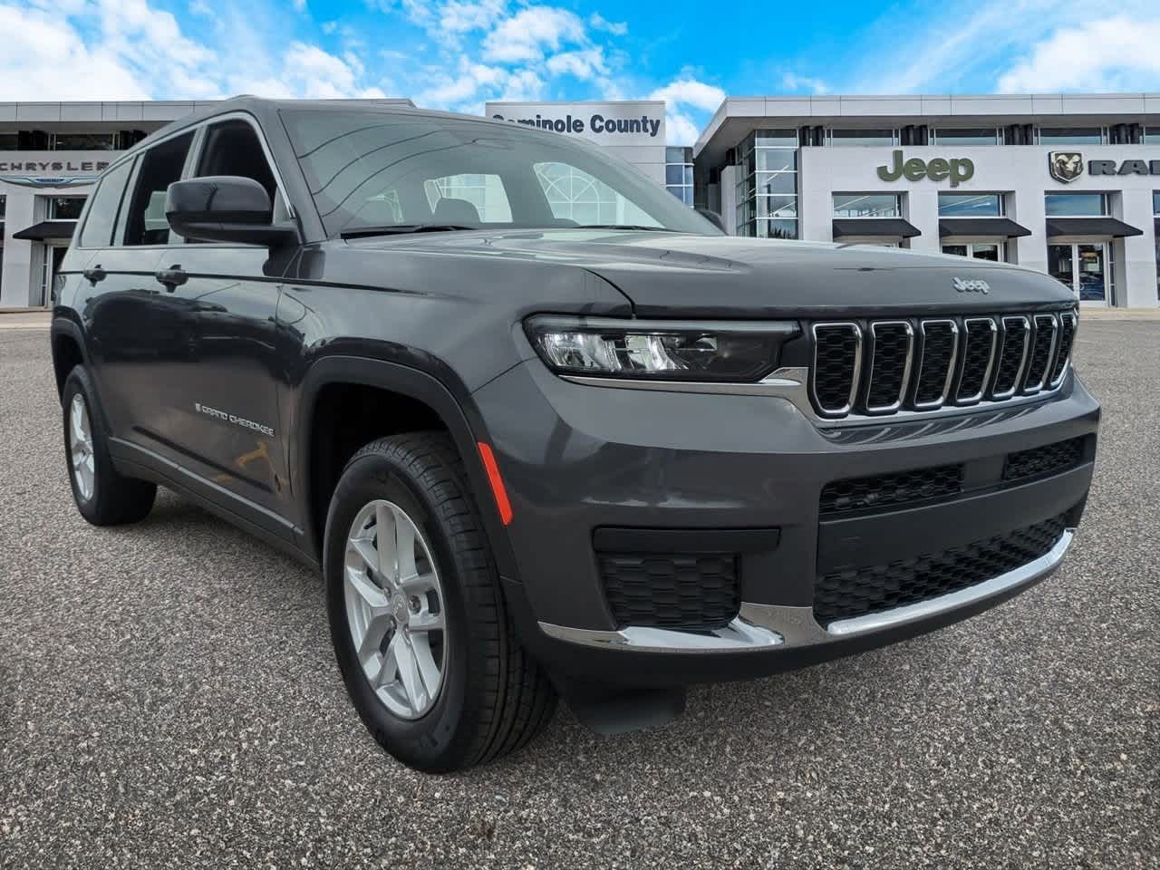 Thumbnail: 2025 Jeep Grand Cherokee L - 2
