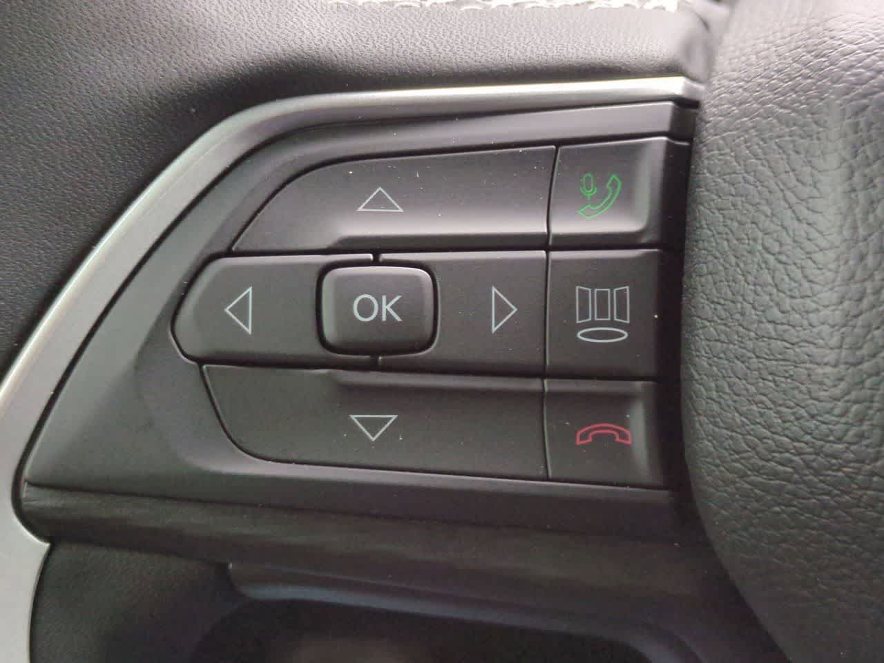 Thumbnail: 2025 Jeep Grand Cherokee - 24