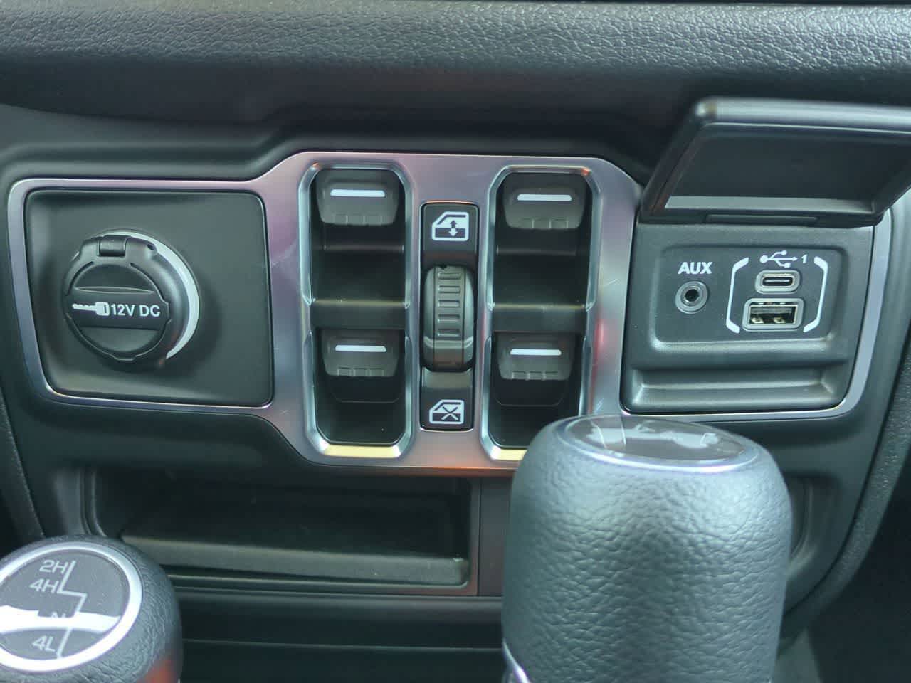 Thumbnail: 2026 Jeep Wrangler - 30