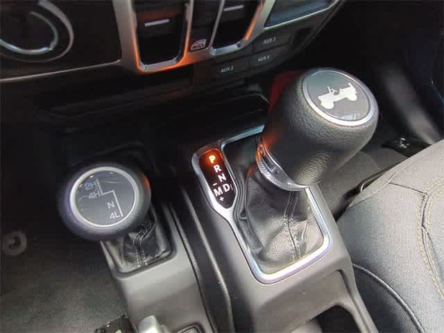 Thumbnail: 2025 Jeep Wrangler - 32