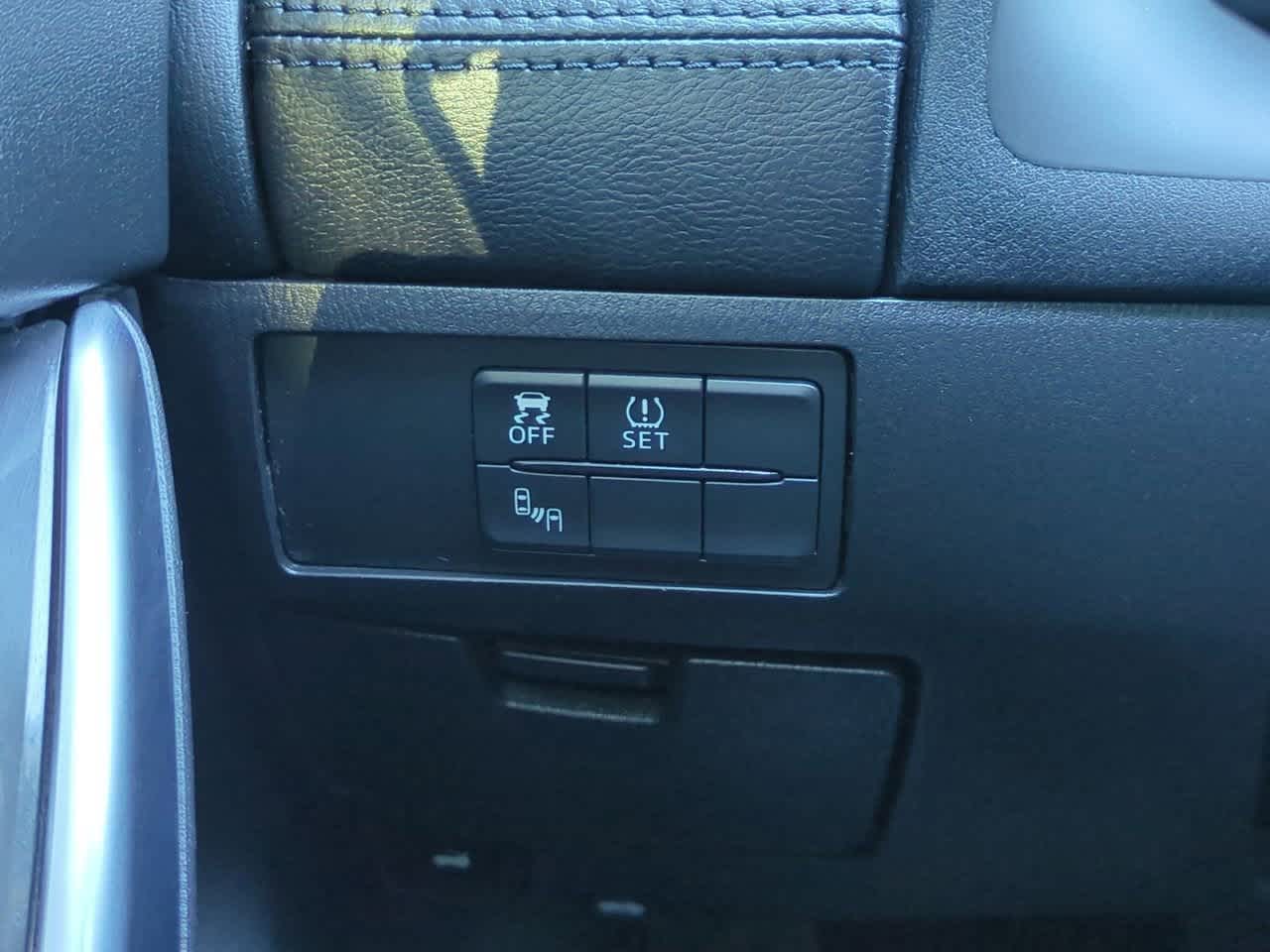 Thumbnail: 2016 Mazda Mazda6 - 18