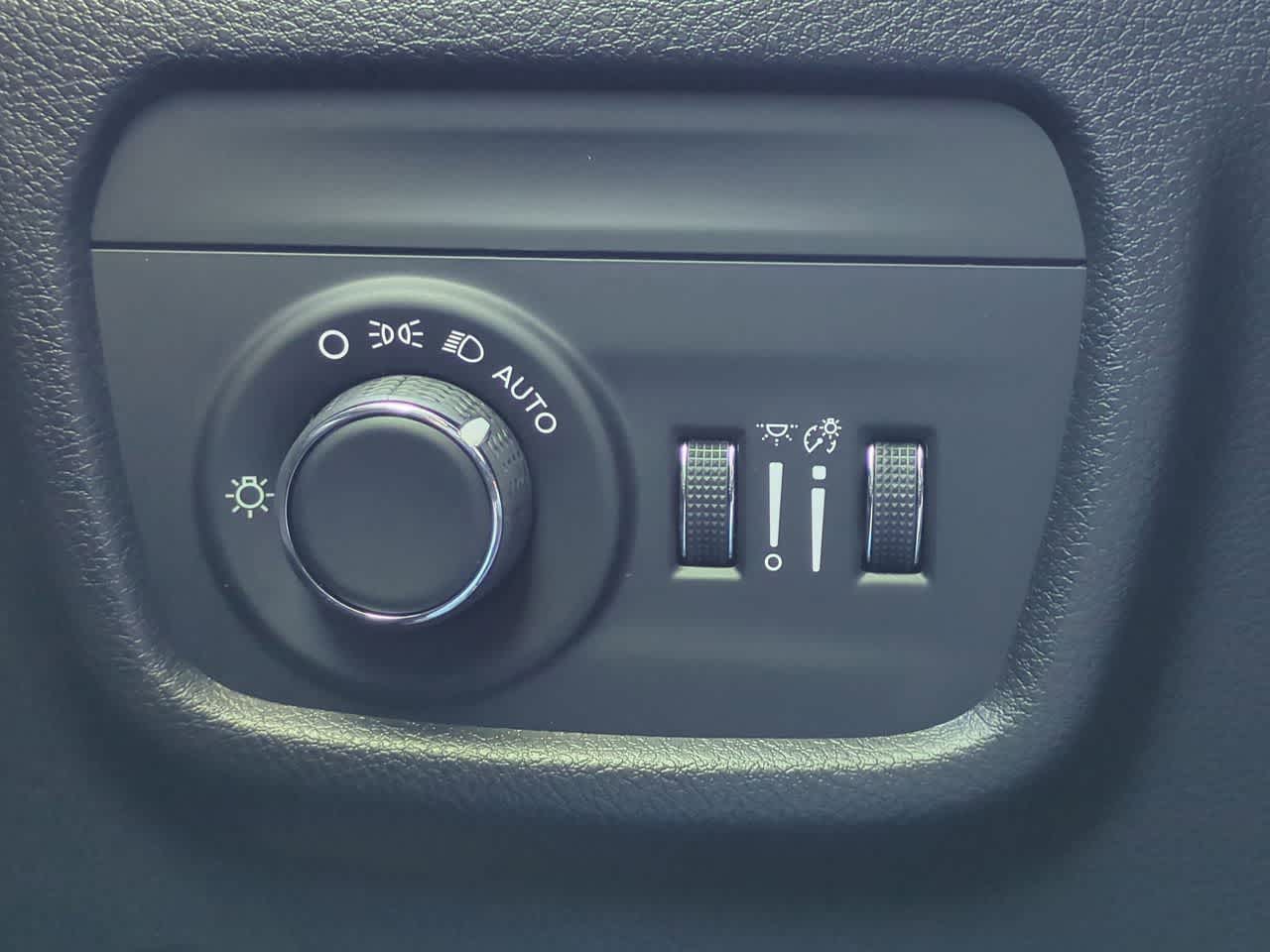 Thumbnail: 2025 Jeep Grand Cherokee - 18