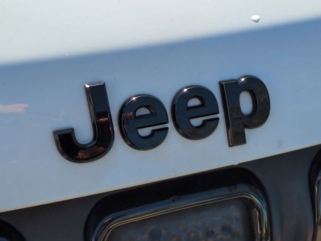 Thumbnail: 2022 Jeep Compass - 12