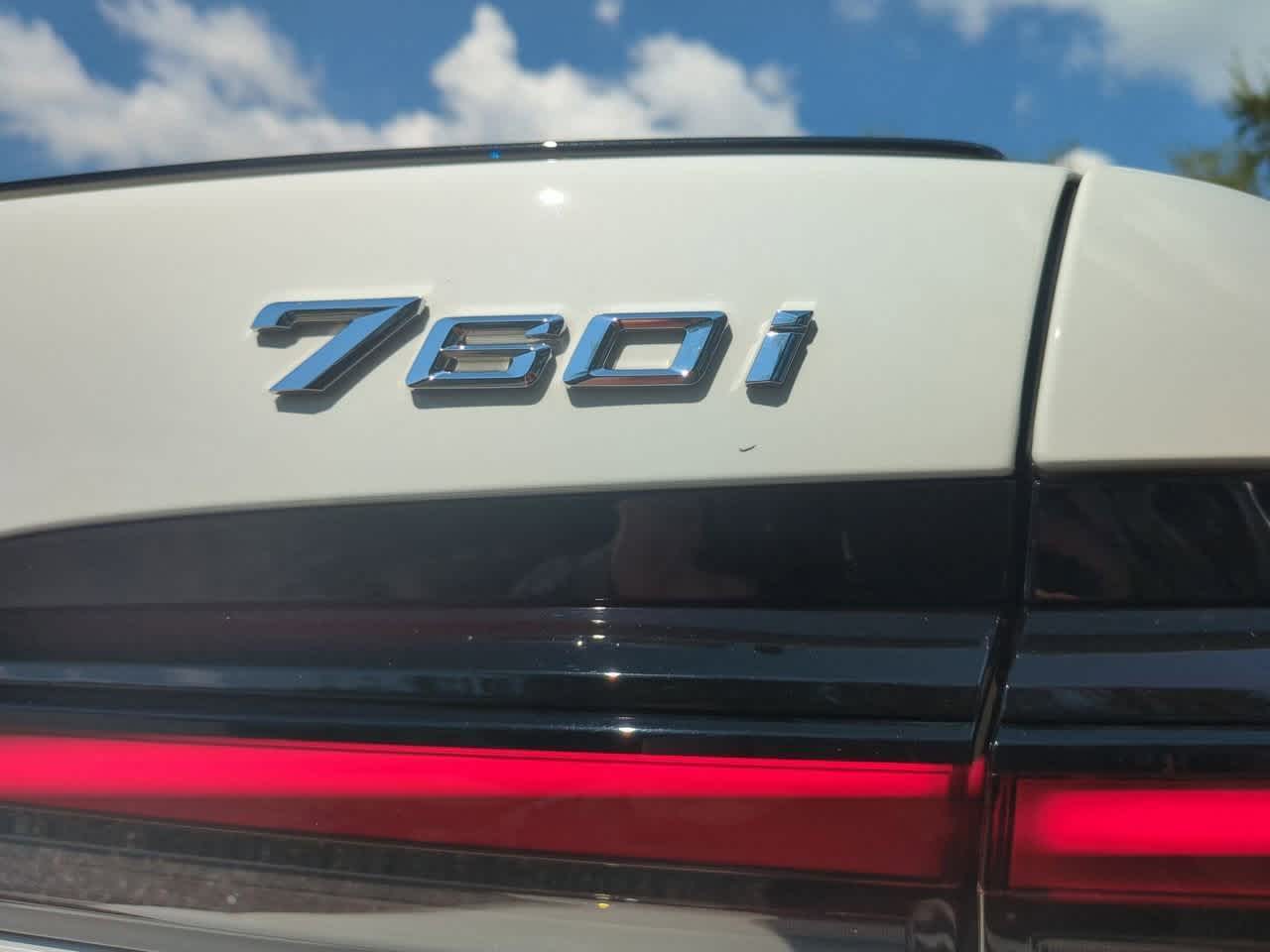 Thumbnail: 2023 BMW 7 Series - 13