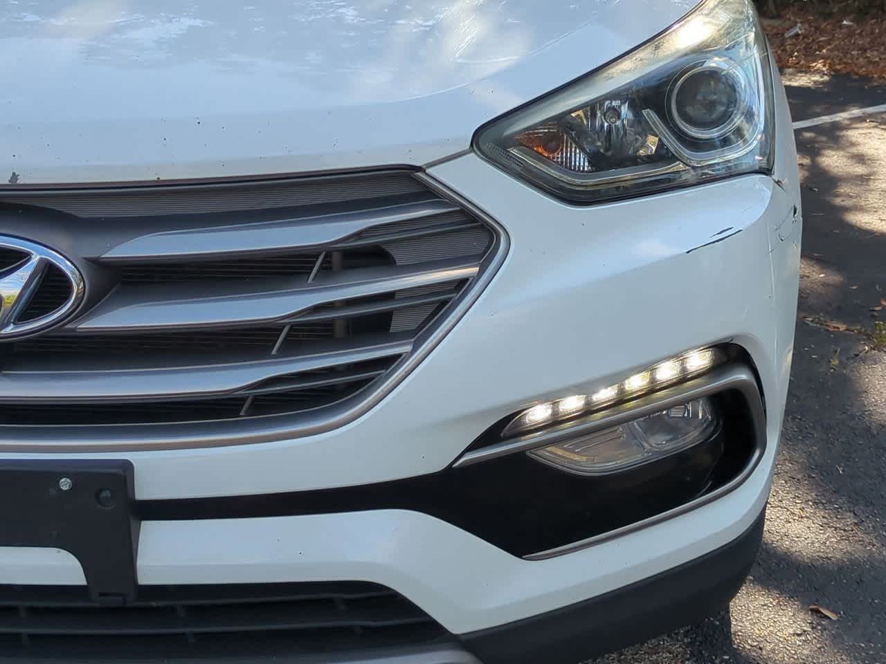 Thumbnail: 2017 Hyundai Santa Fe - 11