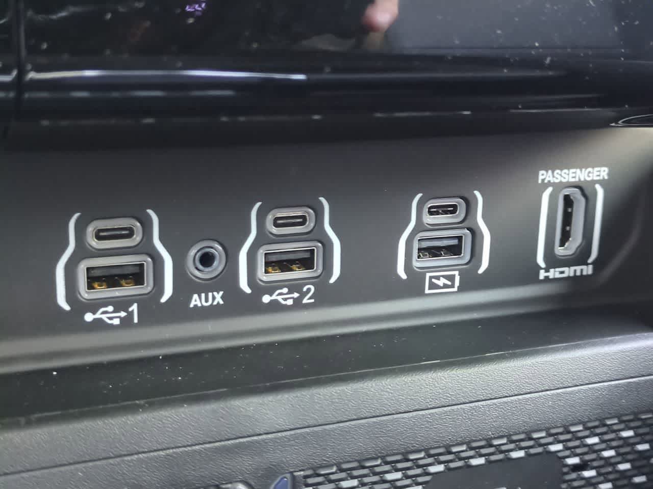 Thumbnail: 2026 RAM 1500 - 32