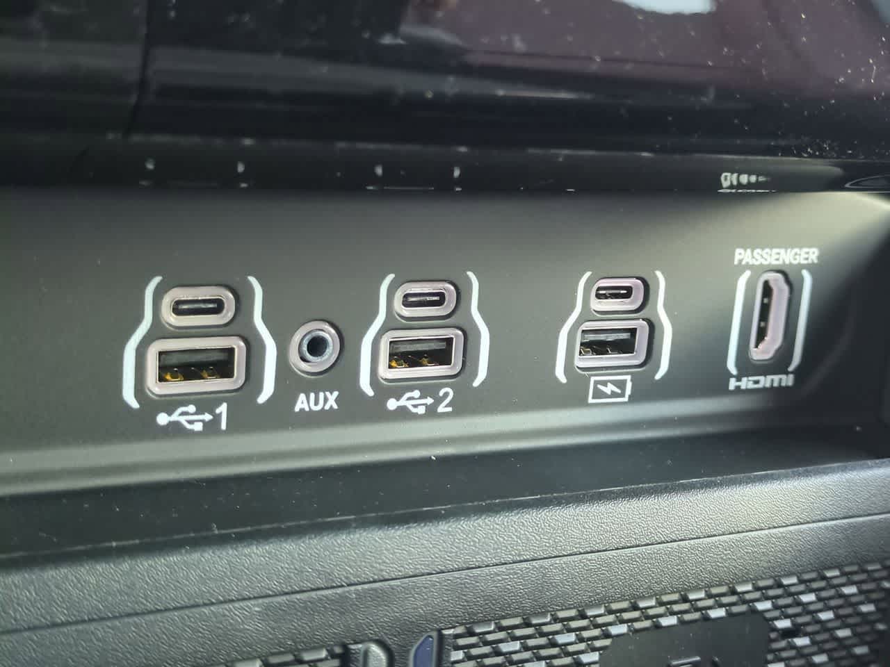 Thumbnail: 2026 RAM 1500 - 32