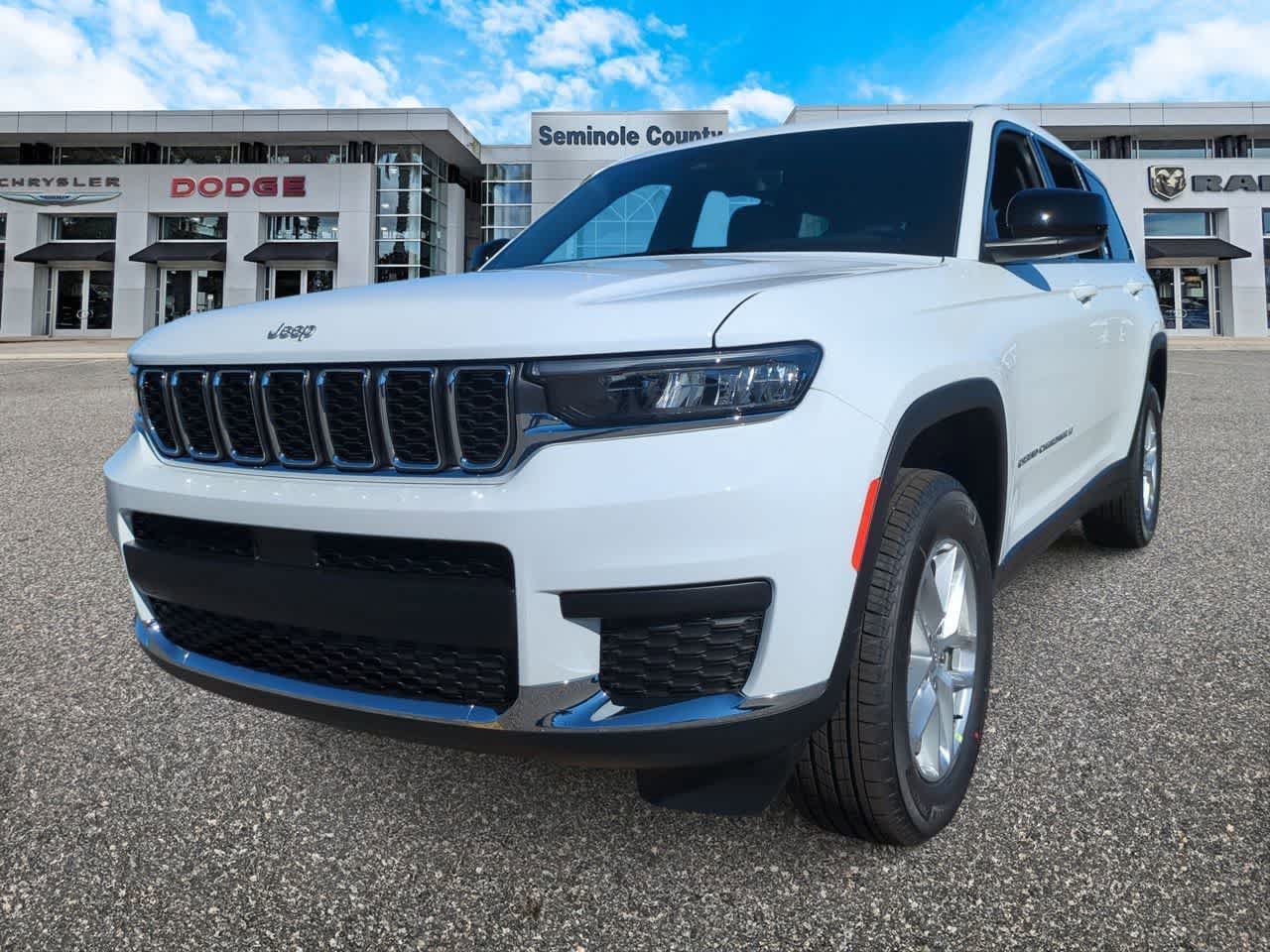 Thumbnail: 2025 Jeep Grand Cherokee L - 4