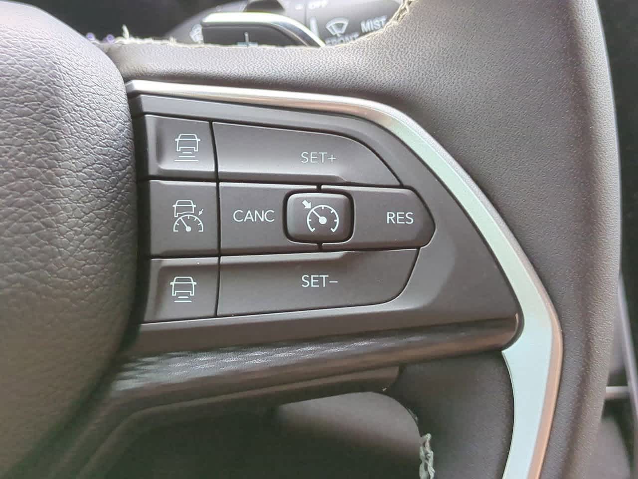 Thumbnail: 2025 Jeep Grand Cherokee L - 25