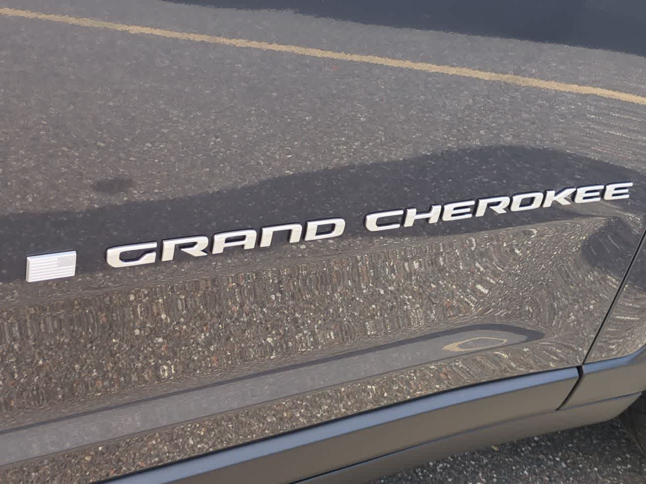 Thumbnail: 2026 Jeep Grand Cherokee - 13