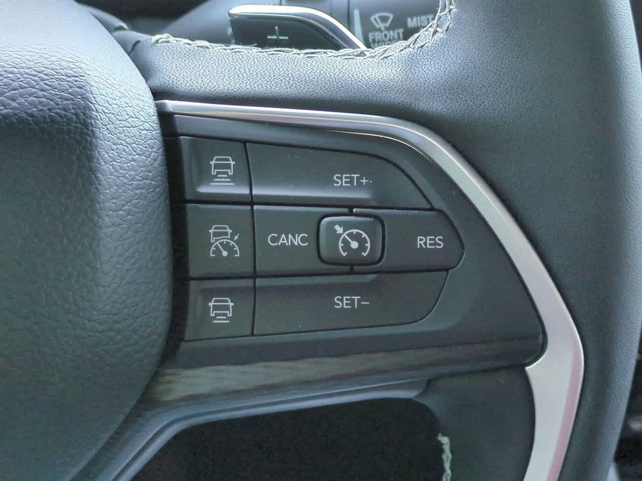 Thumbnail: 2025 Jeep Grand Cherokee - 25