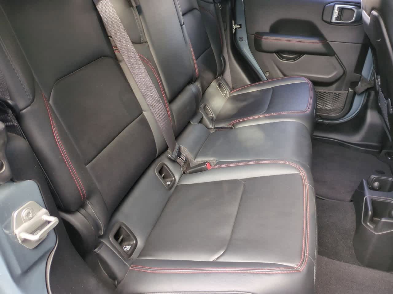 Thumbnail: 2024 Jeep Gladiator - 21