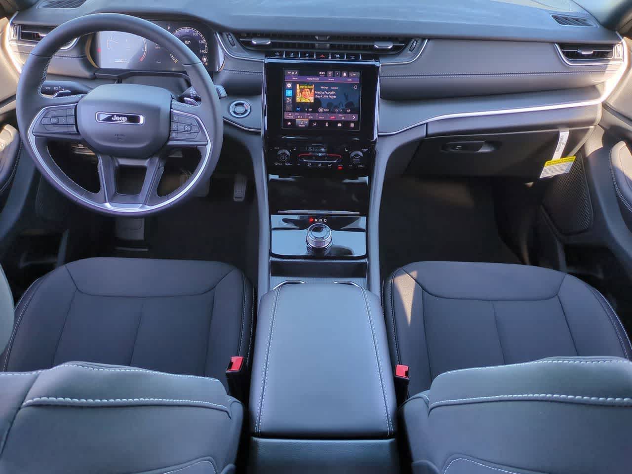 Thumbnail: 2025 Jeep Grand Cherokee L - 16