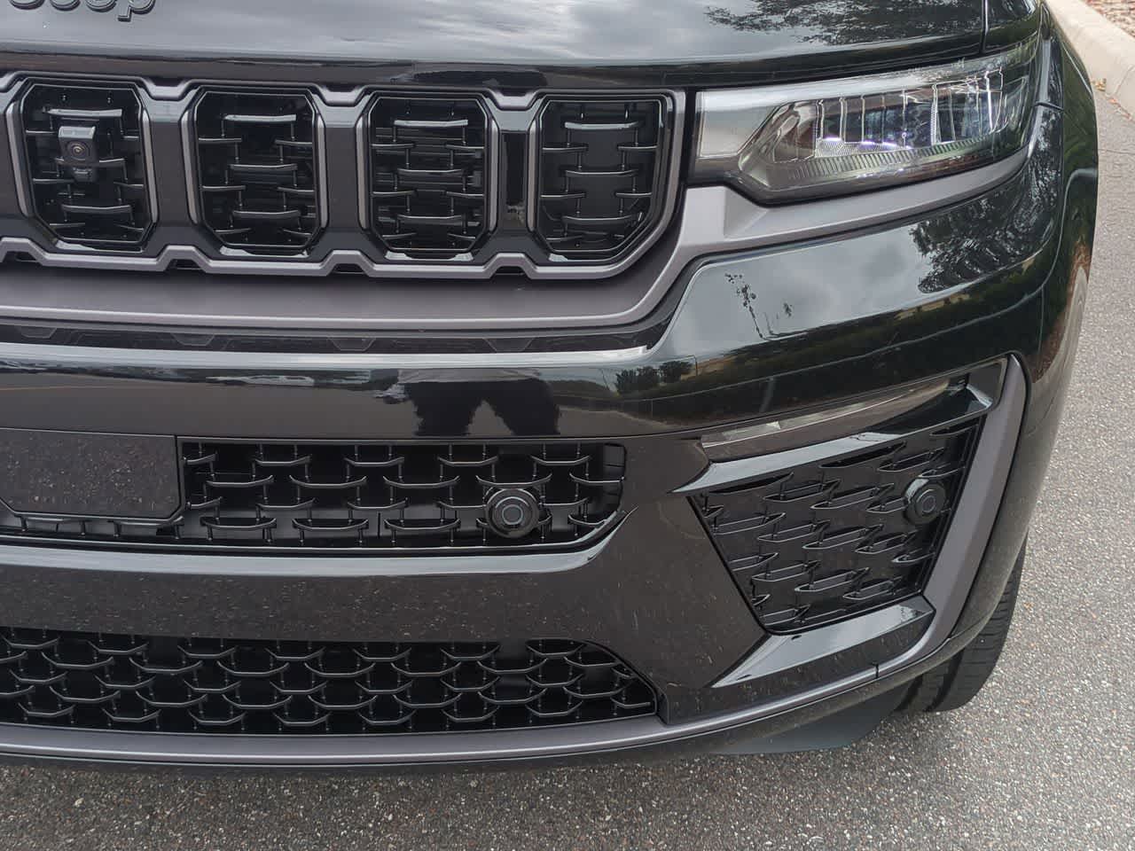 Thumbnail: 2026 Jeep Grand Cherokee L - 11