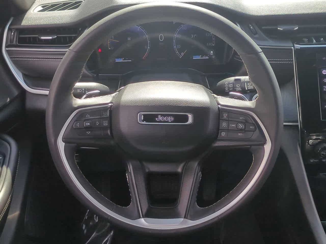 Thumbnail: 2024 Jeep Grand Cherokee L - 23