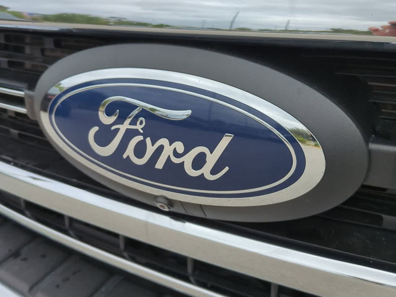 Thumbnail: 2022 Ford Econoline - 12