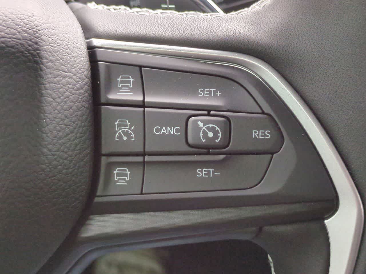 Thumbnail: 2025 Jeep Grand Cherokee - 25