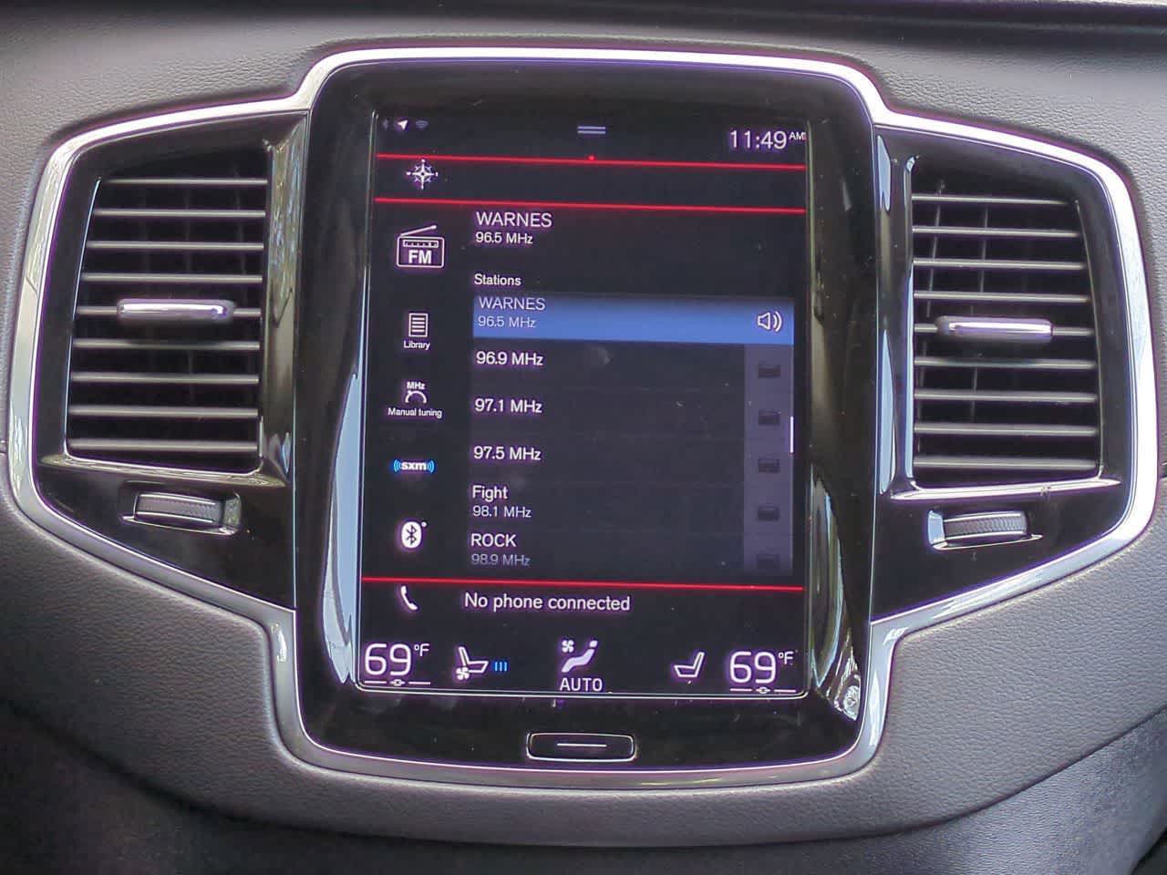 Thumbnail: 2022 Volvo XC90 - 29