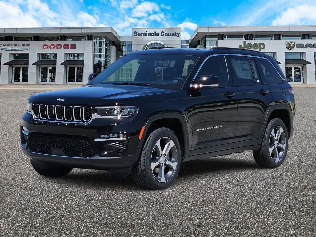 Thumbnail: 2025 Jeep Grand Cherokee - 4