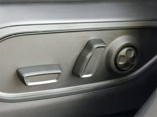 Thumbnail: 2025 Jeep Grand Cherokee - 17