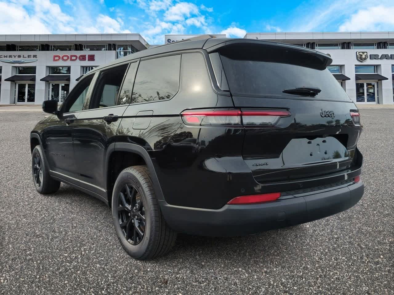 Thumbnail: 2025 Jeep Grand Cherokee L - 6