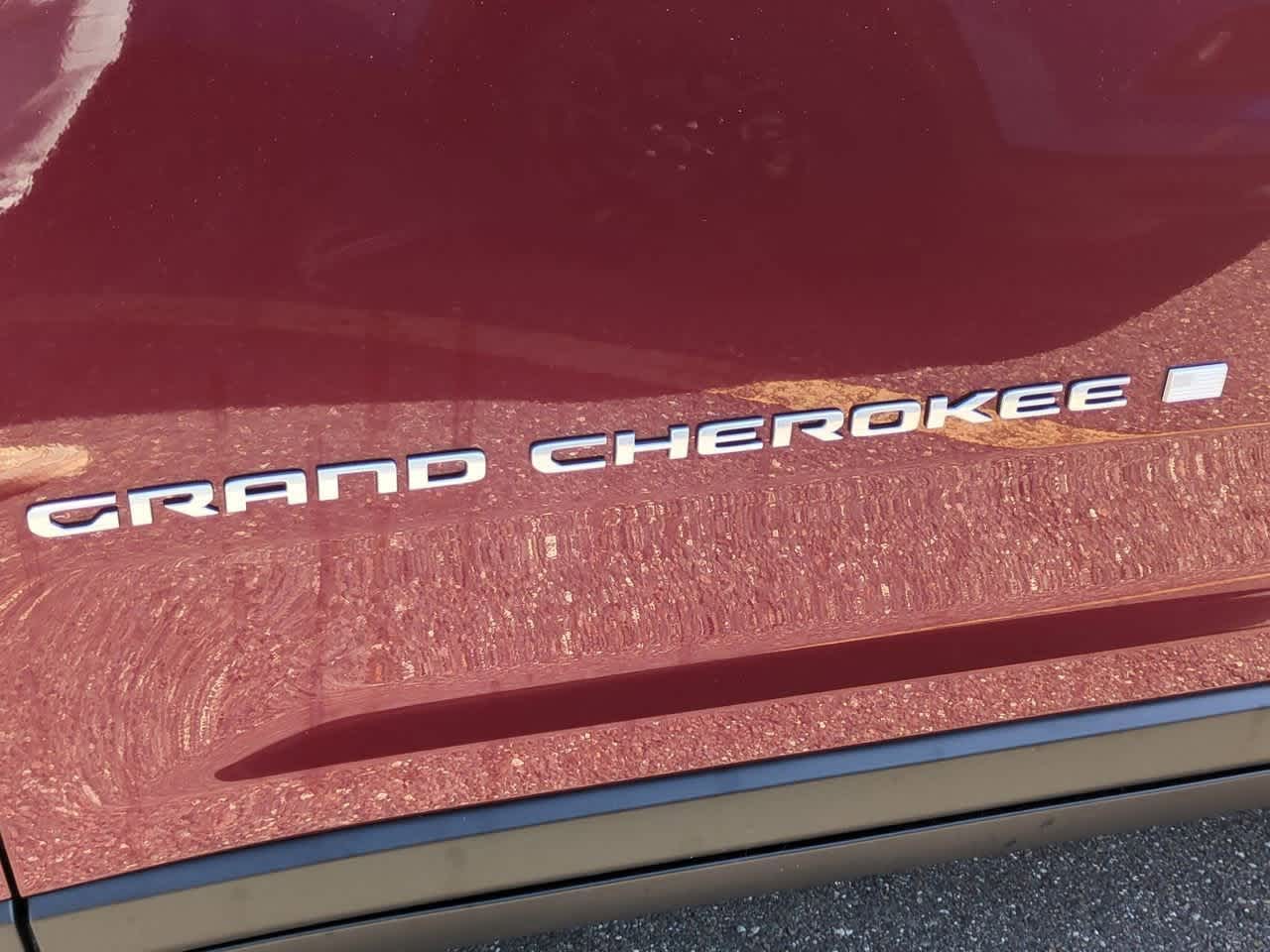 Thumbnail: 2025 Jeep Grand Cherokee - 13