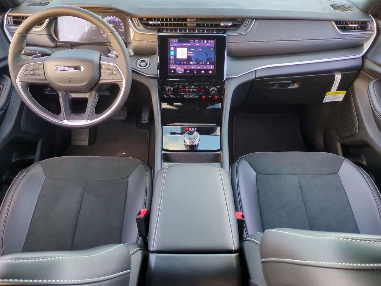 Thumbnail: 2025 Jeep Grand Cherokee L - 15