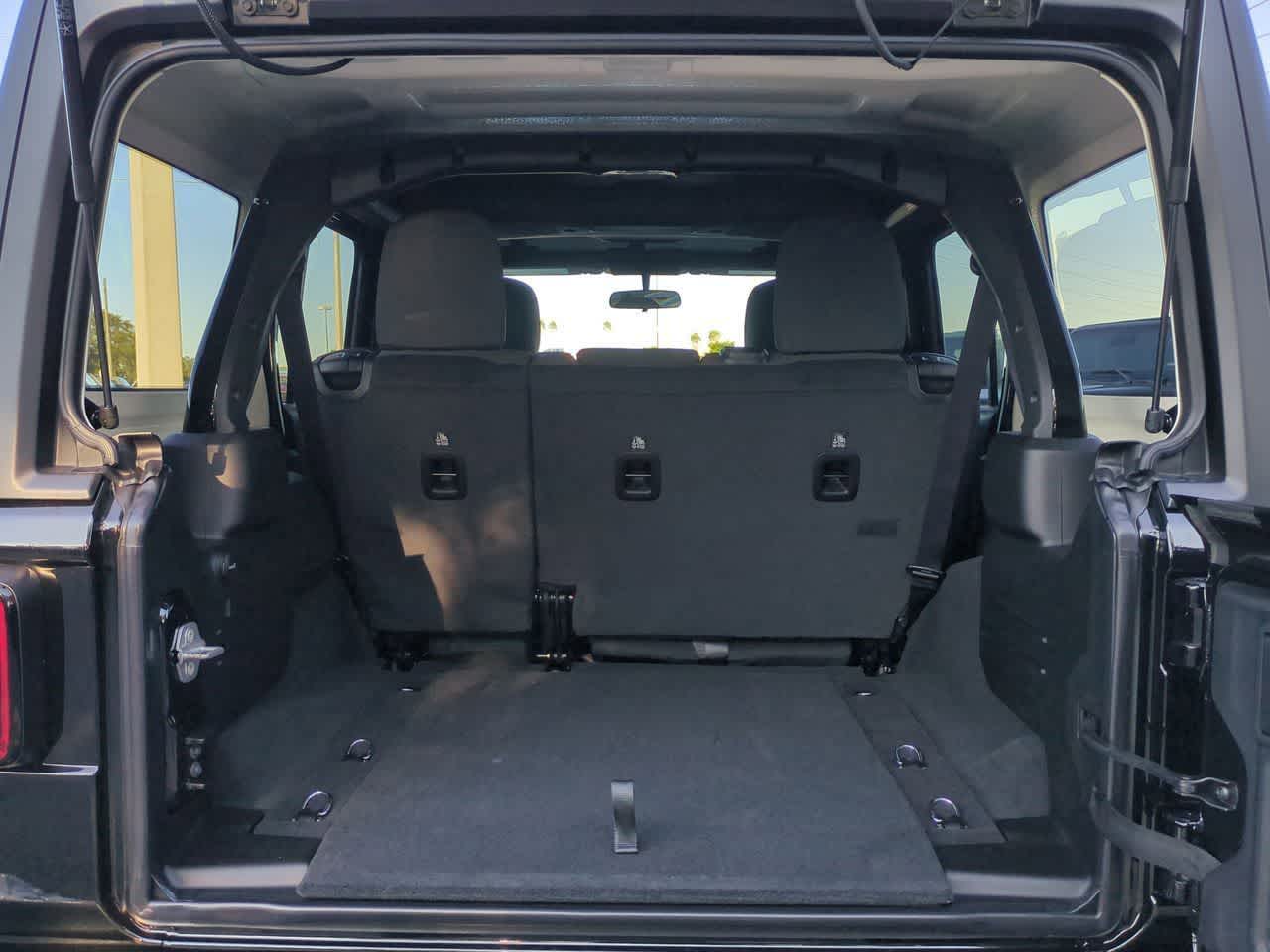 Thumbnail: 2026 Jeep Wrangler - 33