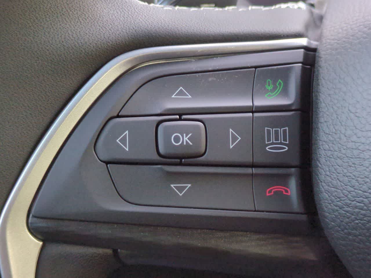 Thumbnail: 2025 Jeep Grand Cherokee - 25