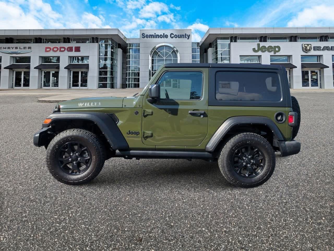 Thumbnail: 2022 Jeep Wrangler - 5