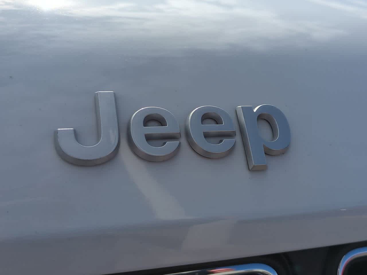 Thumbnail: 2025 Jeep Grand Cherokee L - 12