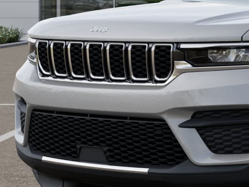 Thumbnail: 2025 Jeep Grand Cherokee - 7