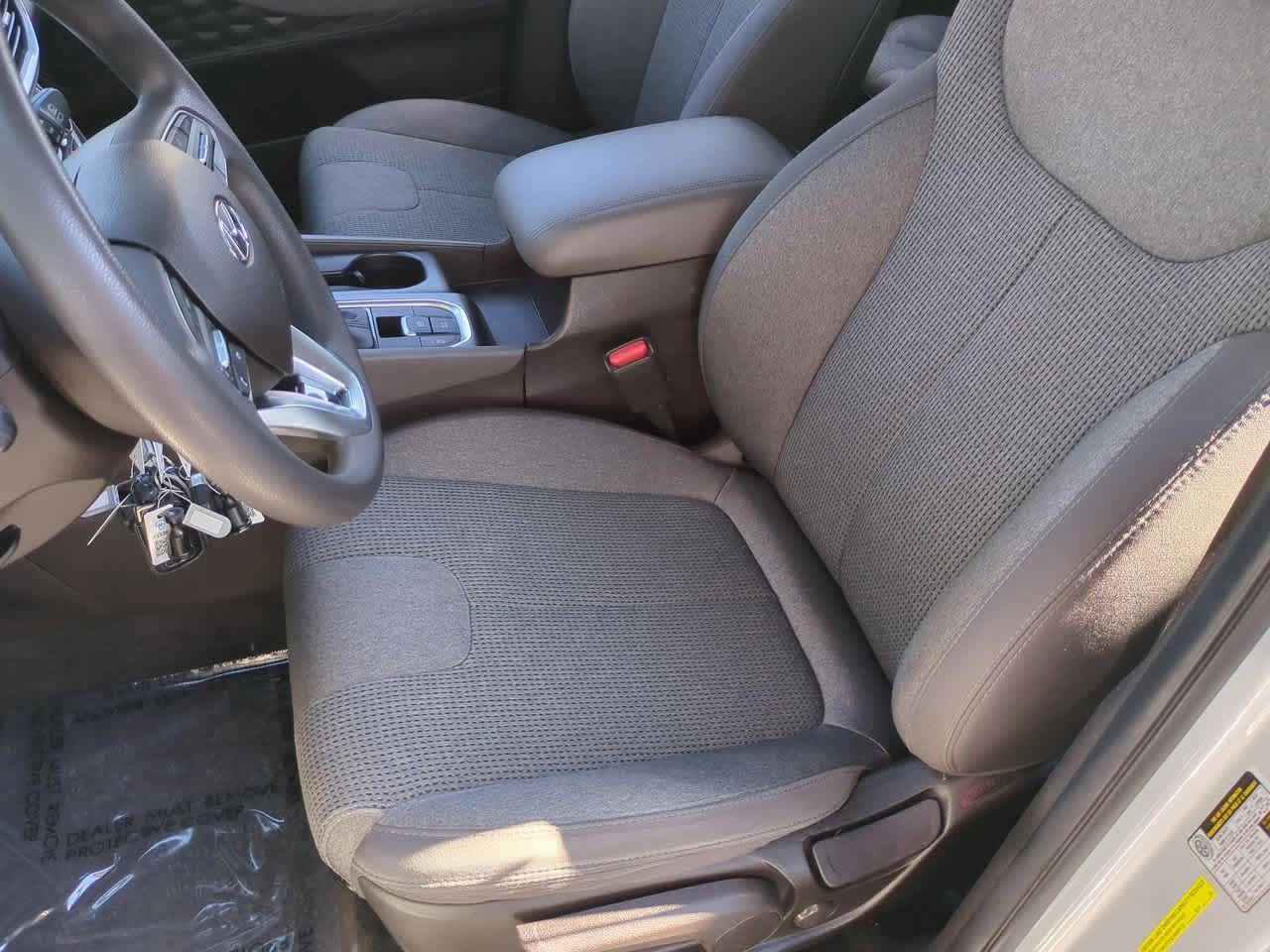 Thumbnail: 2020 Hyundai Santa Fe - 17