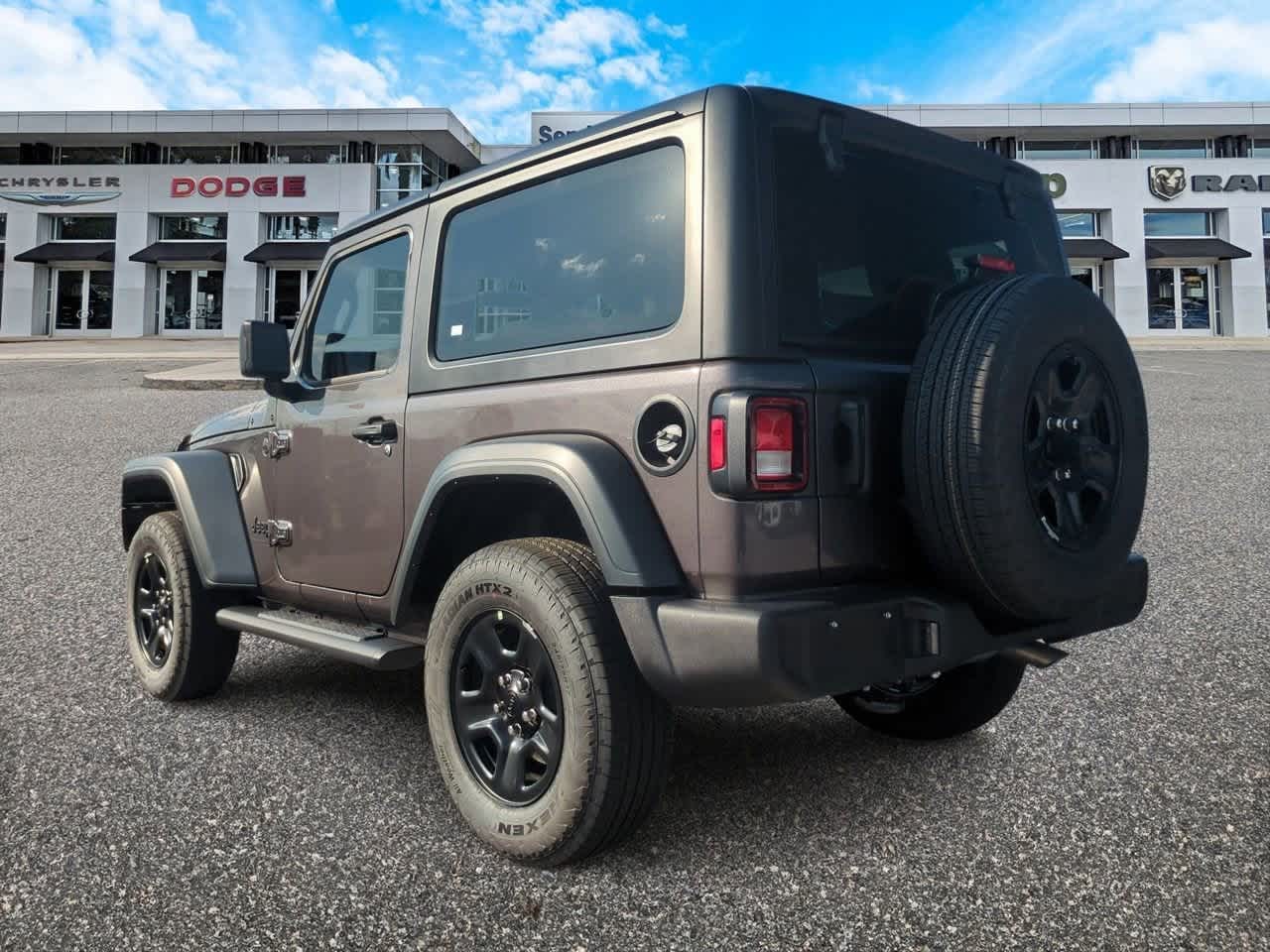 Thumbnail: 2025 Jeep Wrangler - 6