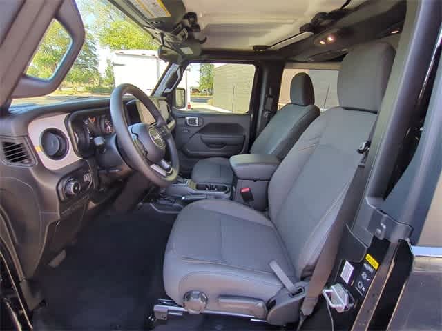 2025 Jeep Wrangler Sport 17
