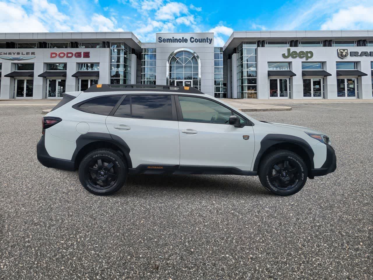 Thumbnail: 2023 Subaru Outback - 9
