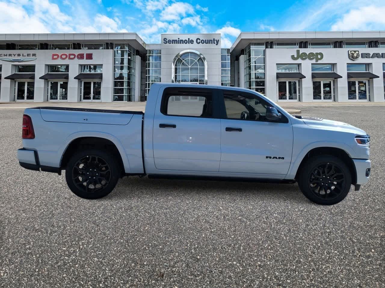 Thumbnail: 2026 RAM 1500 - 9