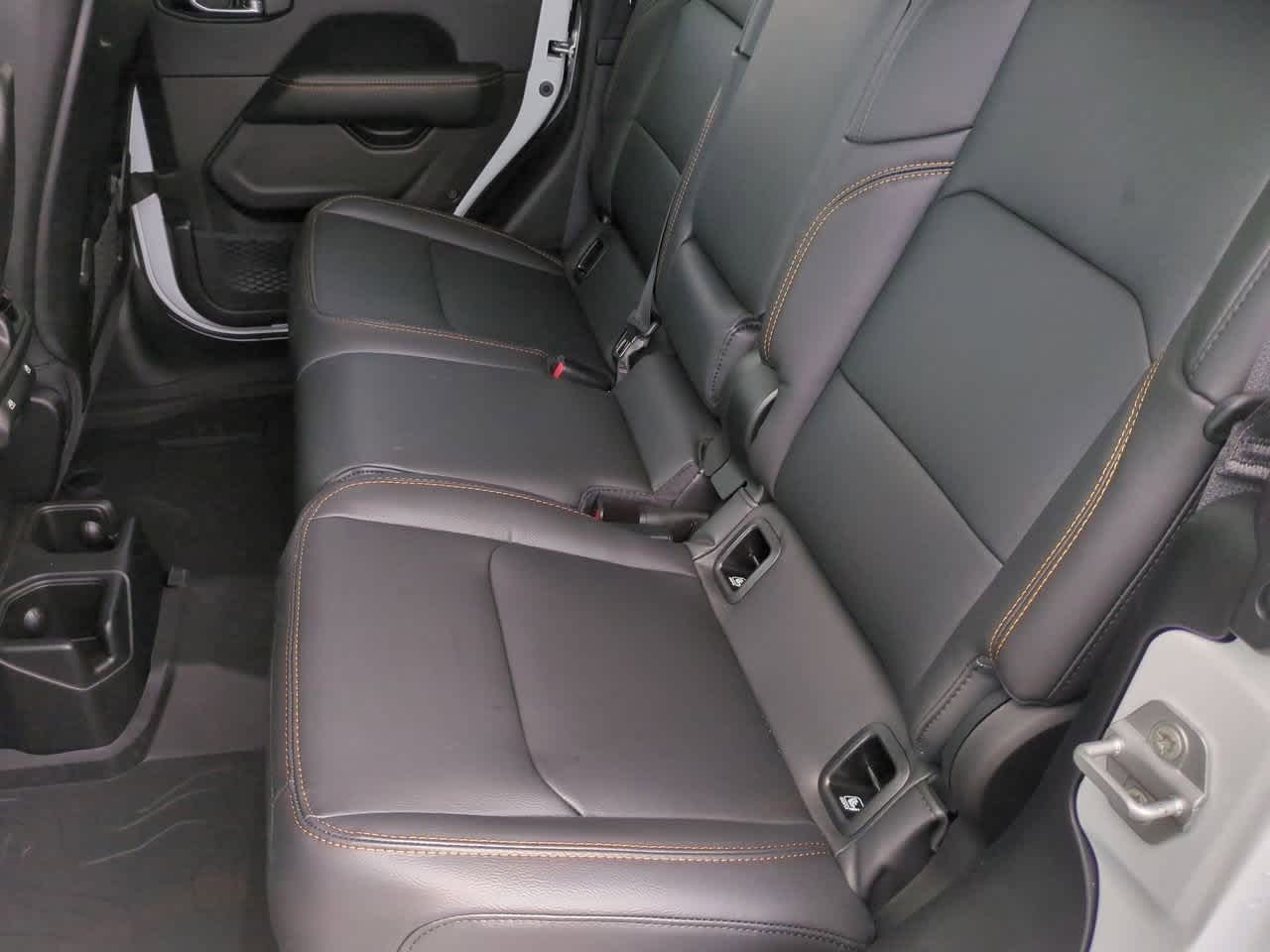 Thumbnail: 2025 Jeep Gladiator - 20