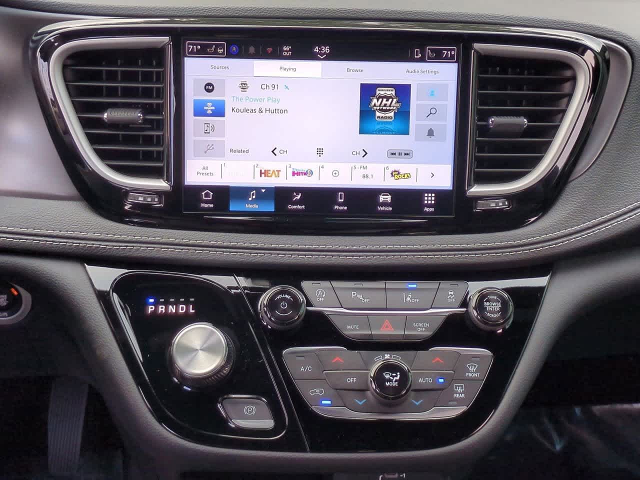 Thumbnail: 2026 Chrysler Pacifica - 29