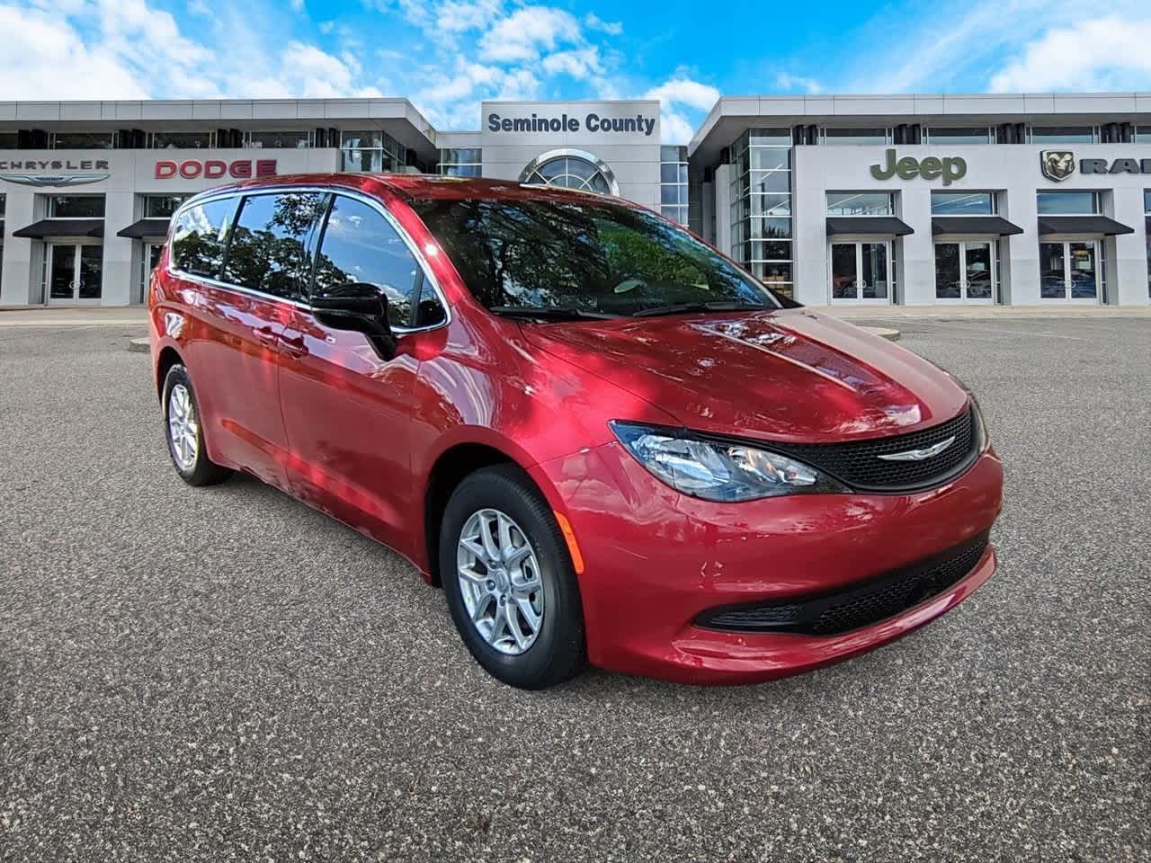 Thumbnail: 2026 Chrysler Voyager - 2