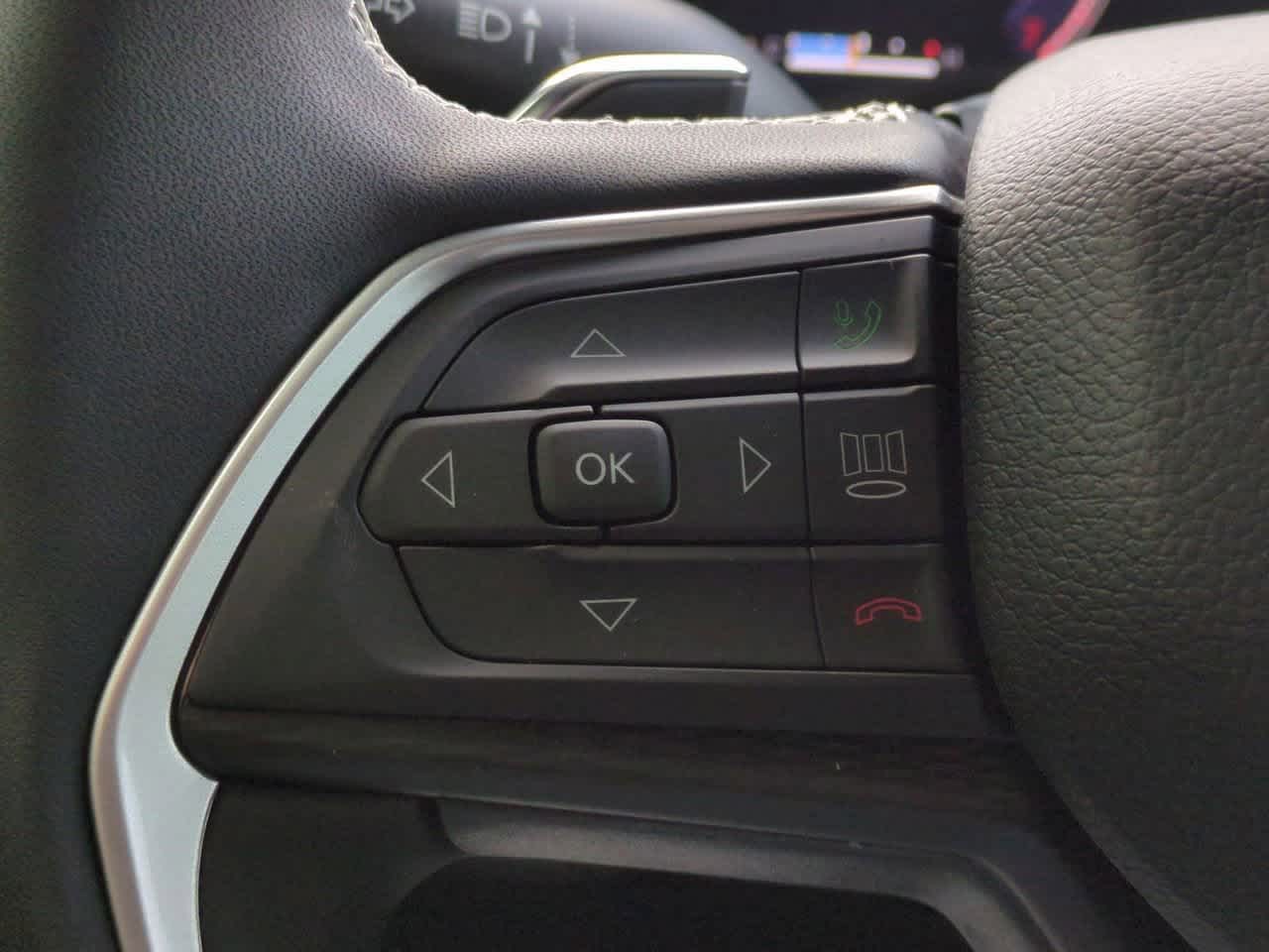 Thumbnail: 2025 Jeep Grand Cherokee L - 25