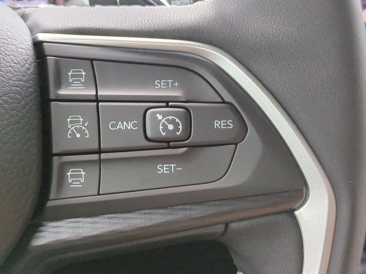 2025 Jeep Grand Cherokee L Laredo 25
